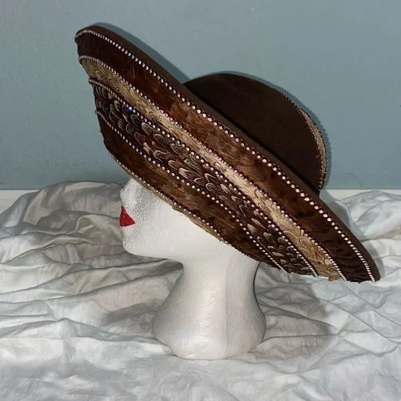 RARE unique  vintage Jack Mconnell Feather High Fashion Hat It main image 3